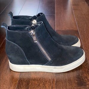 Steve Madden size 9 sneaker heels